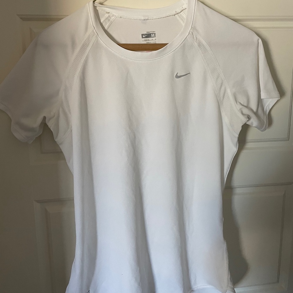 White Women’s Nike shirt